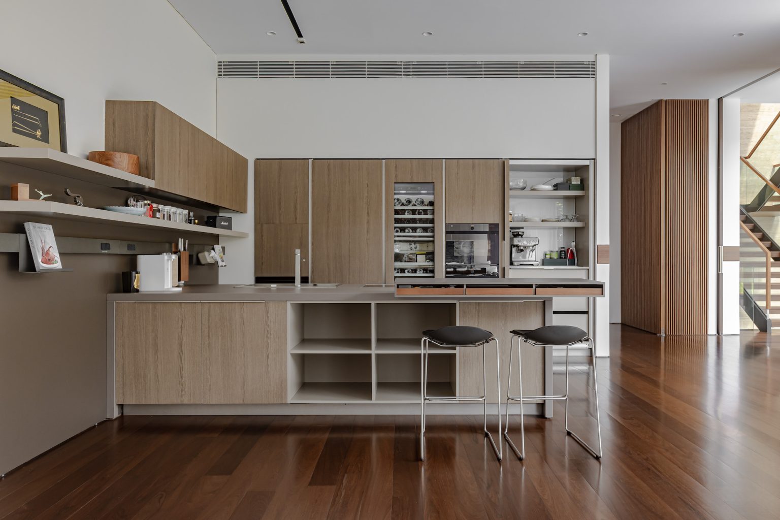 8A Coronation Drive-0150 Island